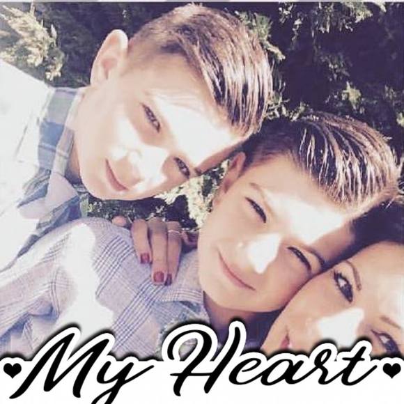 Meet your Posher, Jennifer - Picture 1 of 1